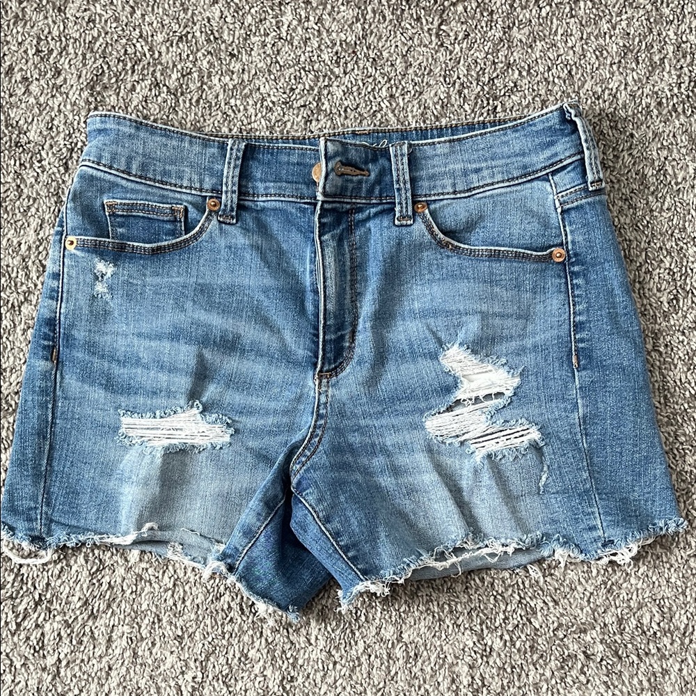 Universal Threads womens jeans high rise midi shorts